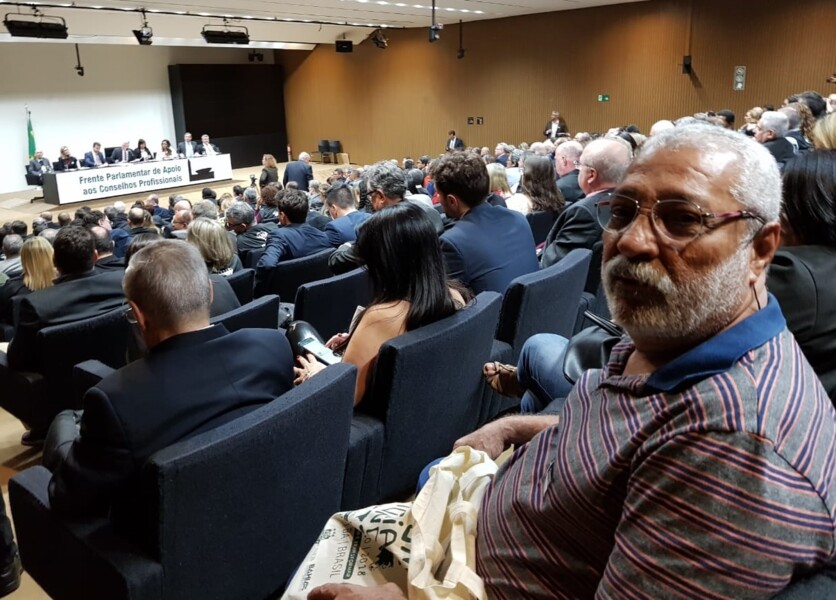 crp-rj-presente-no-lancamento-da-frente-de-apoio-a-conselhos-de-classe-e-na-luta-pela-inclusao-da-psicologia-nas-escolas