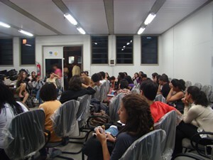 1-gt-de-psicologia-e-relacoes-raciais-debate-formacao-do-psicologo01-300x225.jpg